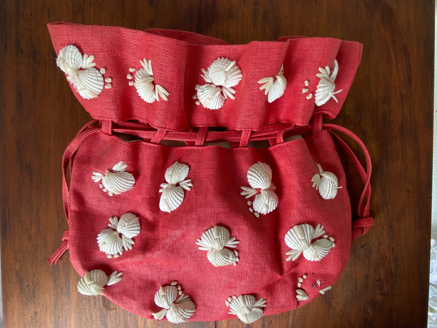 1950's Red Woven Panama Straw Drawstring Pouch Purse with Seashell Embellishment