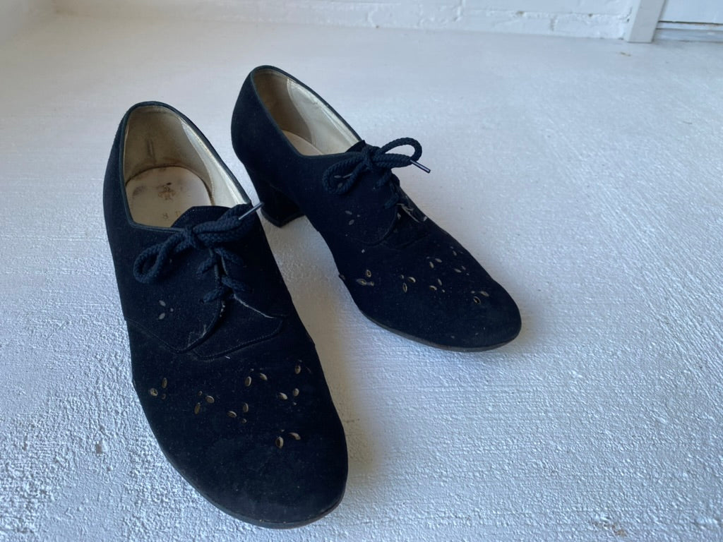 1940's Black Suede Lace Up Heels