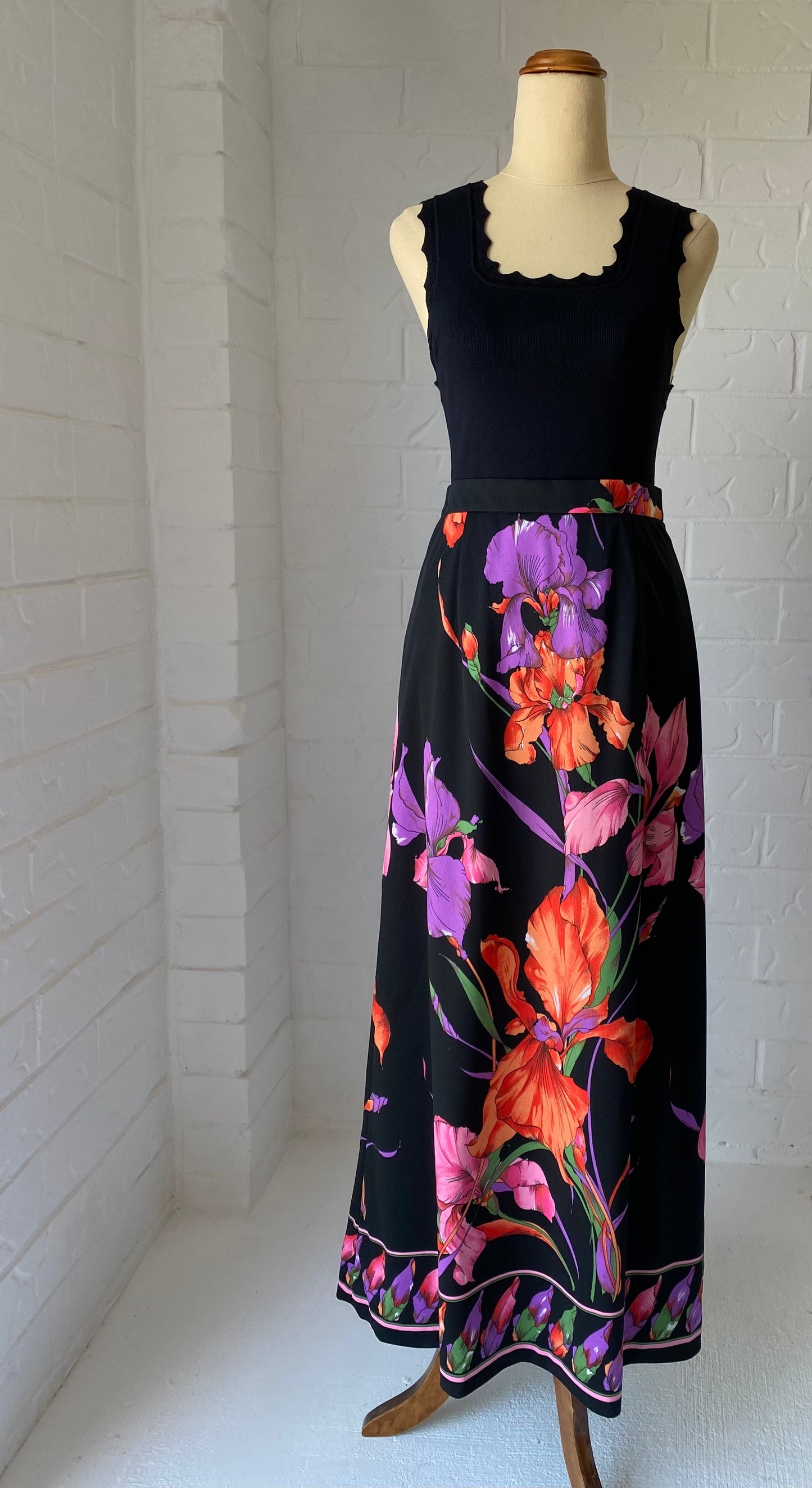 1970's Vintage KIO Floral Maxi SKirt + Fringed Tie/ Scarf