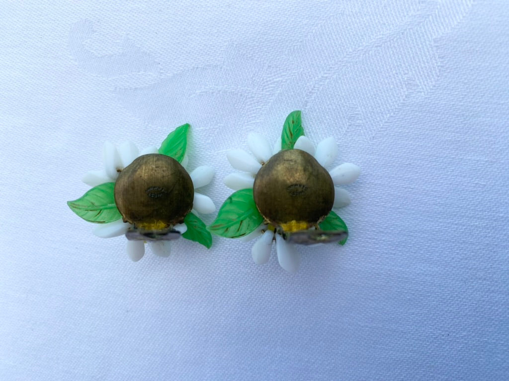 1950's Daisy Earrings
