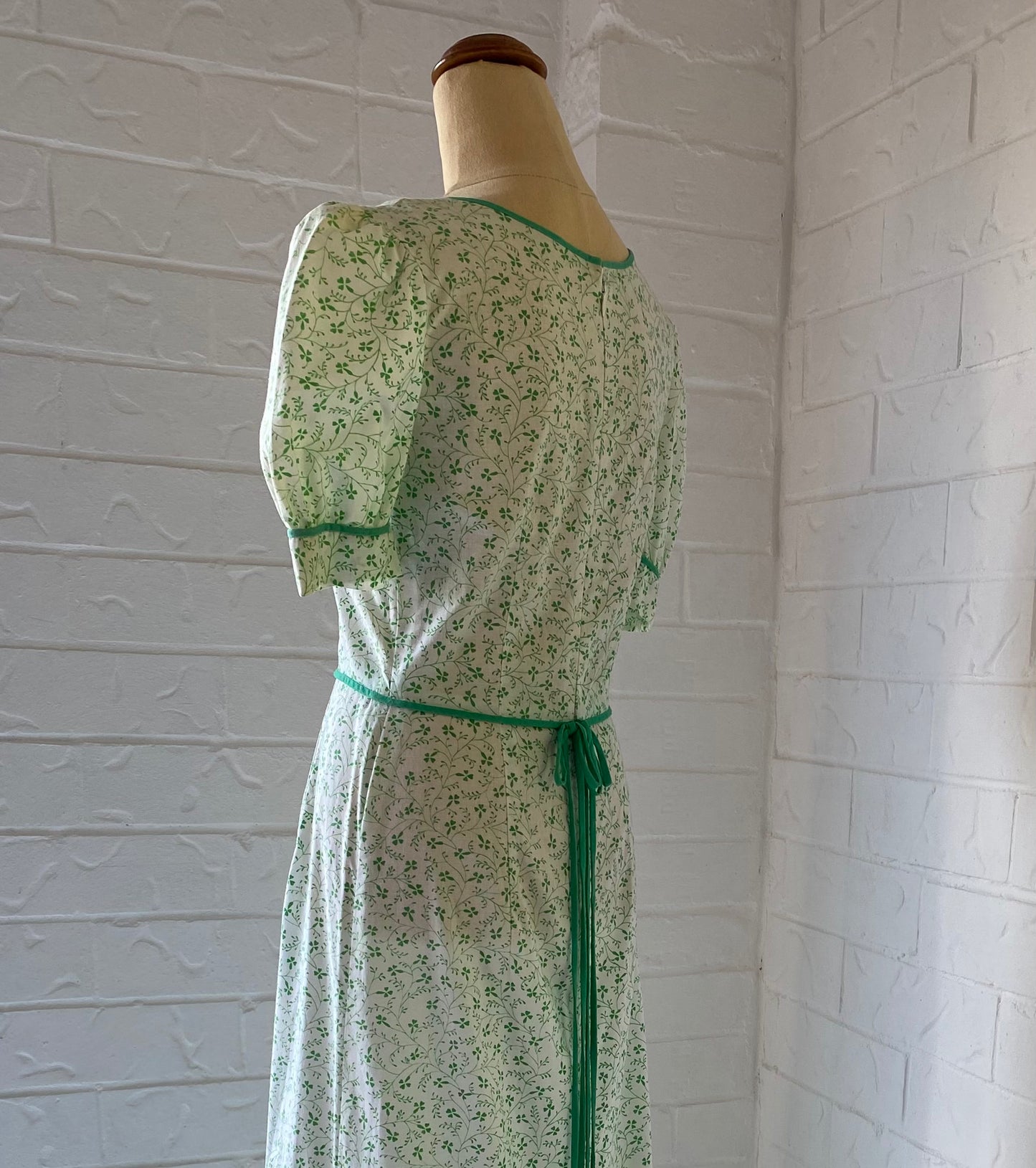 70s Fresh Green Flower Prairie Maxi Dress